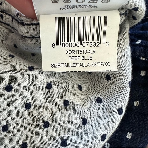 BCBGeneration Blue Chambray Long Sleeve Button Down White Polka Dot Top X Small - Picture 8 of 9